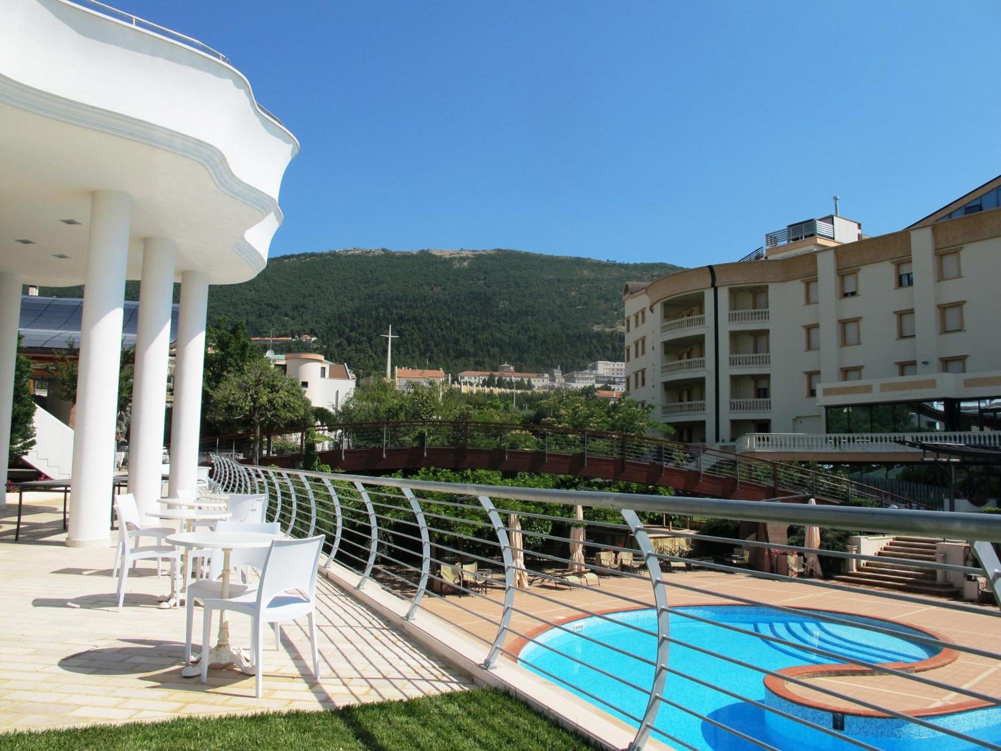 Gran Paradiso Hotel Spa San Giovanni Rotondo Kültér fotó